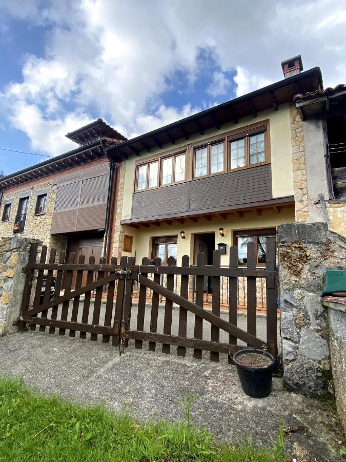 Villa Casa Luisa Biedes, Pilona à Infiesto Extérieur photo